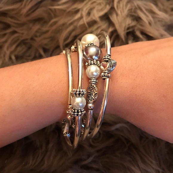 Fresh water pearl bracelet - Picture 2 of 4